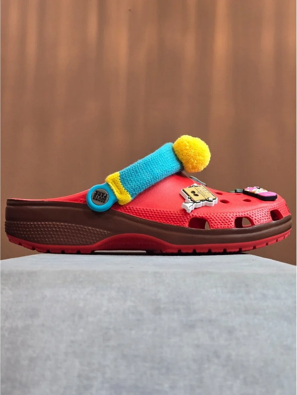 Crocs x South Park - Eric Cartman Classic Clogs (211500-90H) Size 9M / 11W